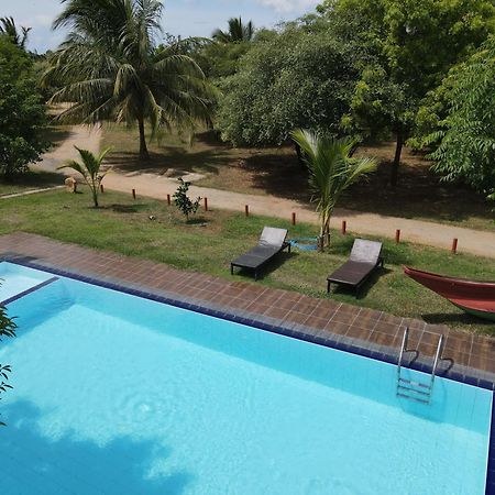 Yala Peace Cottages Tissamaharama Esterno foto