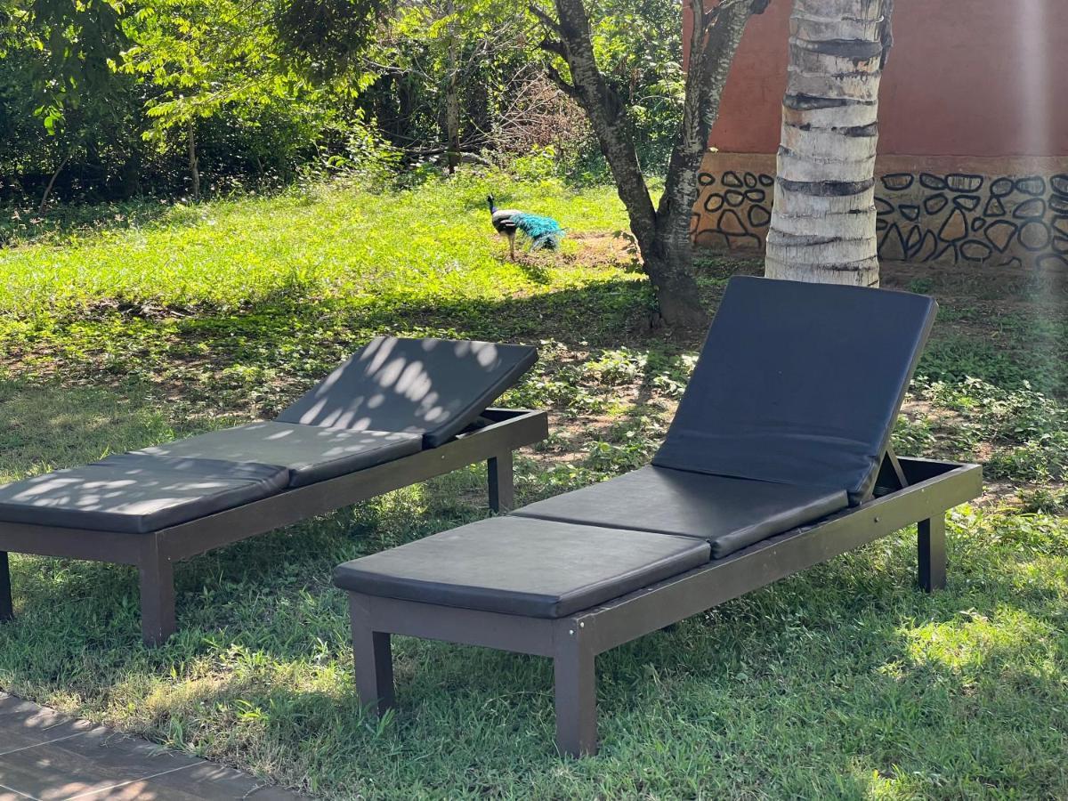 Yala Peace Cottages Tissamaharama Esterno foto