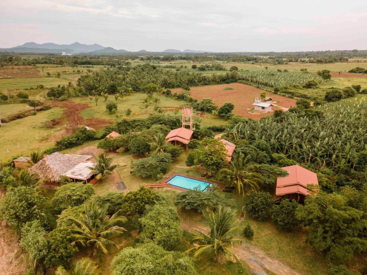 Yala Peace Cottages Tissamaharama Esterno foto