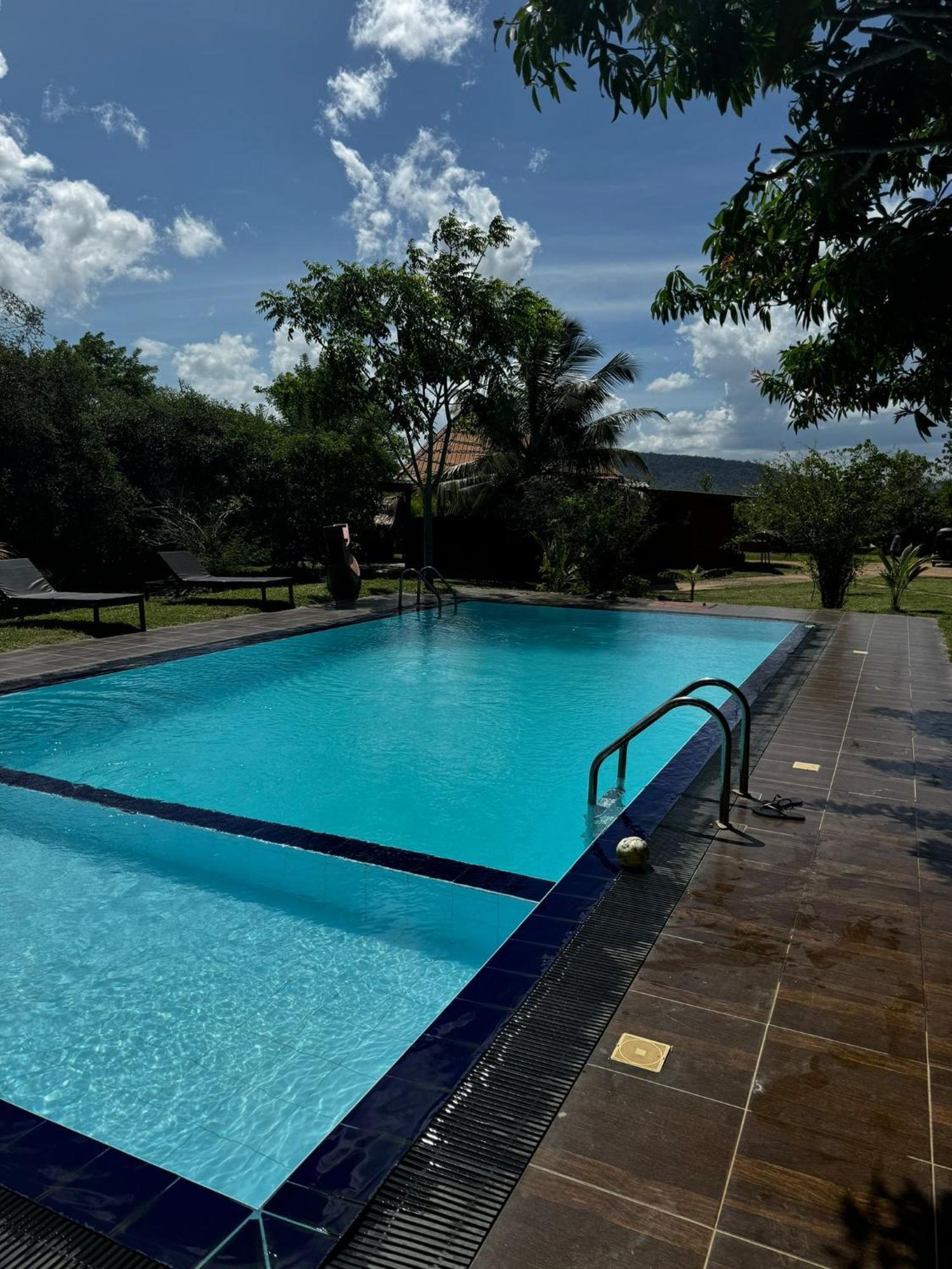 Yala Peace Cottages Tissamaharama Esterno foto