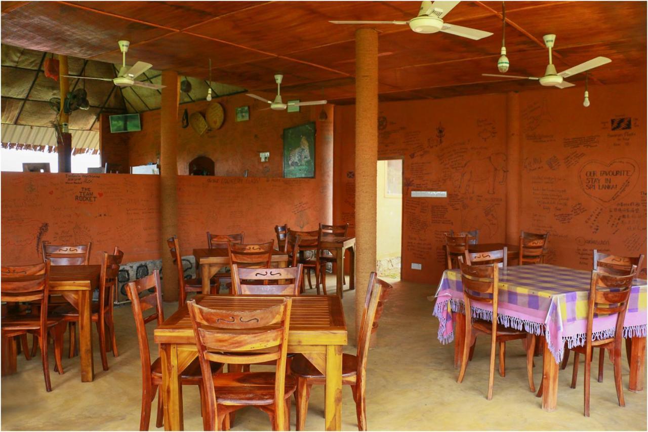 Yala Peace Cottages Tissamaharama Esterno foto